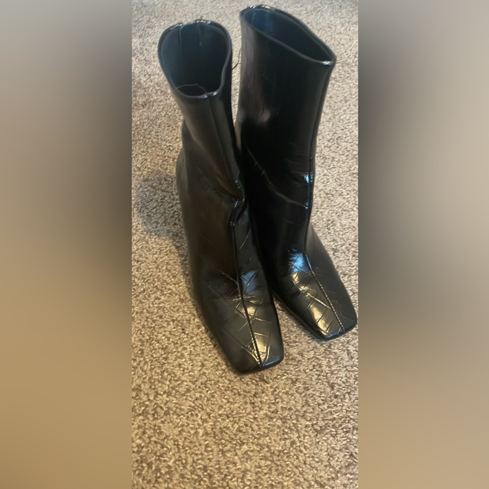 Mango boots size 6